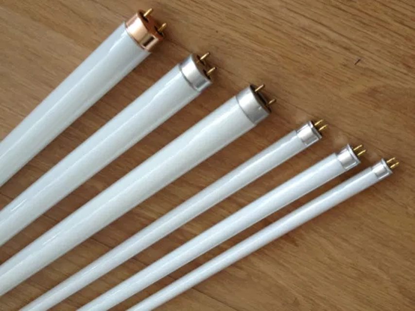 Cromx 10W T5 LED Tube Light (2Feet)